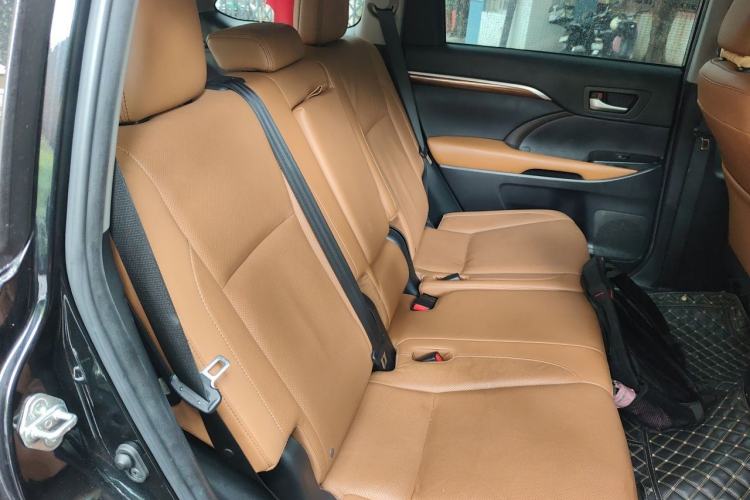 Used Toyota Highlander 2021 2.0T Four-Wheel Drive Knight Edition 7 Seats Left Rear Seat