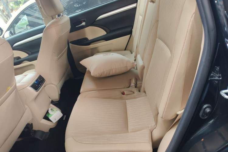 Used Toyota Highlander 2021 2.0T Two-Wheel Drive Elite Version 7-Seater Left Rear Seat