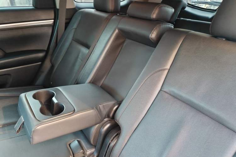 Used Toyota Highlander 2021 2.0T Four-Wheel Drive Prestige Version 7 Seats Left Rear Seat