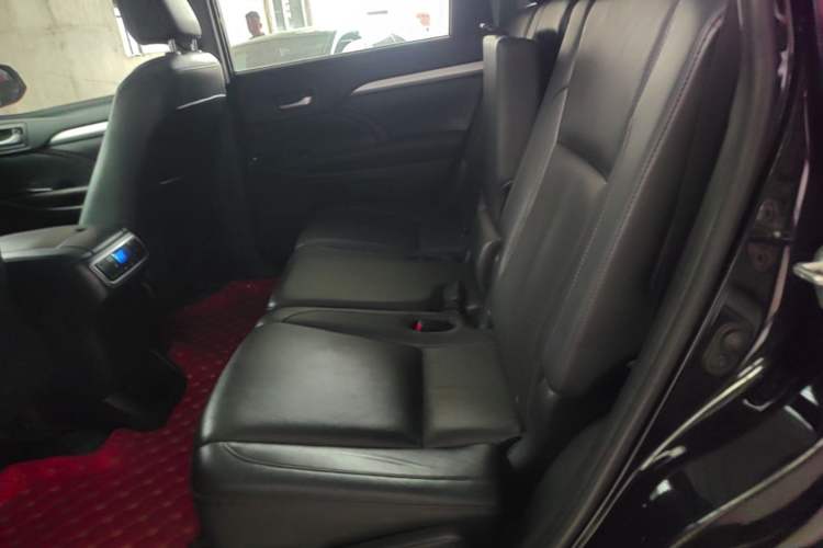 Used Toyota Highlander 2021 2.0T Four-Wheel Drive Luxury Edition 7 Seats Left Rear Seat