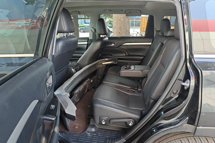 Used Toyota Highlander 2021 2.0T Four-Wheel Drive Luxury Edition 7 Seats Left Rear Seat