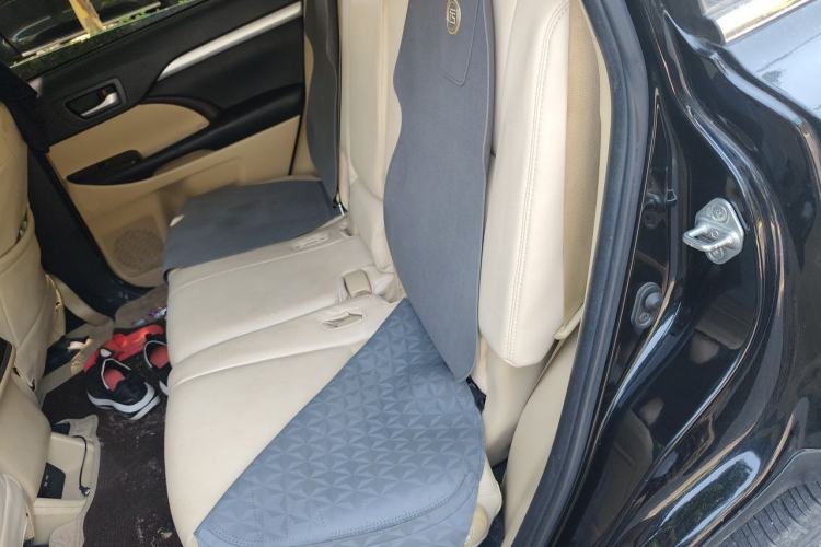 Used Toyota Highlander 2021 2.0T Four-Wheel Drive Elite Edition 7-Seater Left Rear Seat