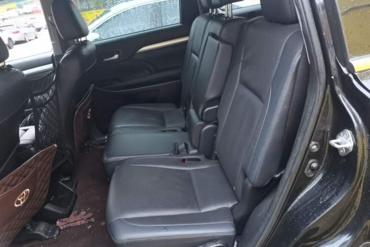Used Toyota Highlander 2021 2.0T Four-Wheel Drive Luxury Edition 7 Seats Left Rear Seat