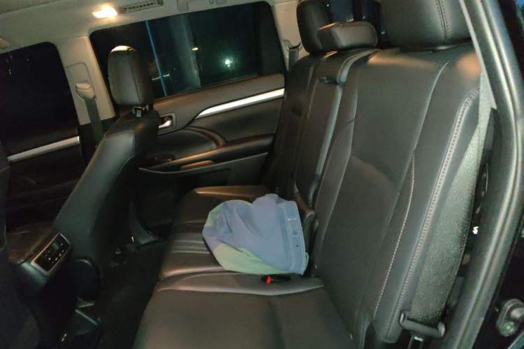 Used Toyota Highlander 2021 2.0T Four-Wheel Drive Luxury Edition 7 Seats Left Rear Seat