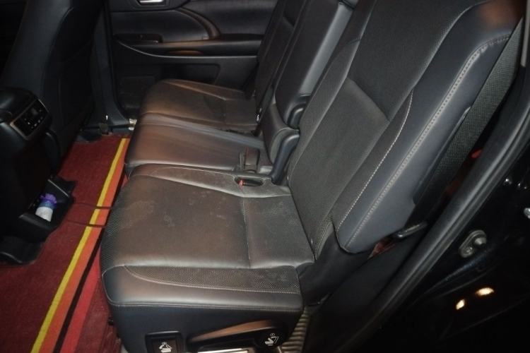 Used Toyota Highlander 2021 2.0T Four-Wheel Drive Luxury Edition 7 Seats Left Rear Seat