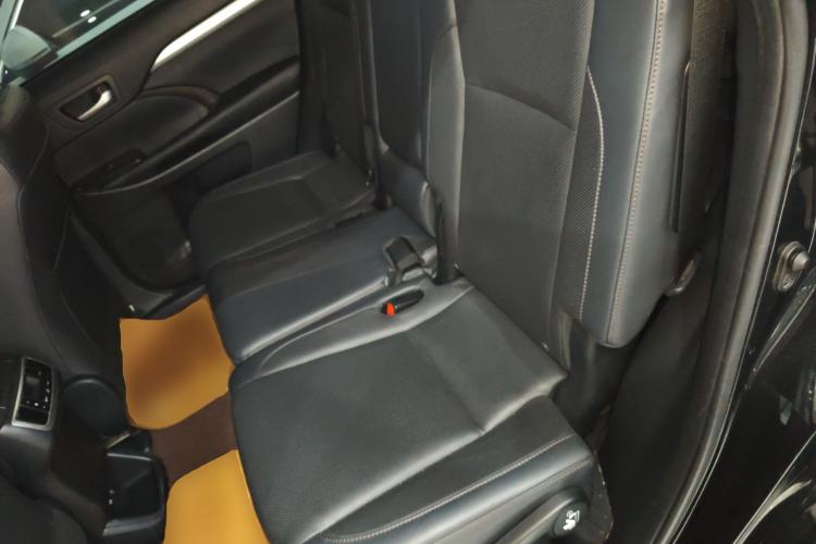 Used Toyota Highlander 2021 2.0T Four-Wheel Drive Luxury Edition 7 Seats Left Rear Seat