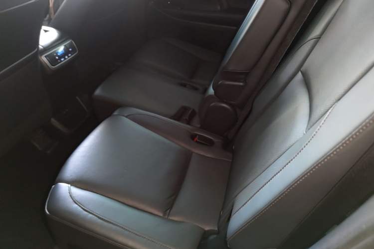 Used Toyota Highlander 2021 2.0T Four-Wheel Drive Luxury Edition 7 Seats Left Rear Seat
