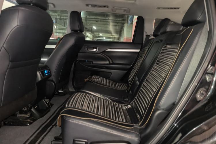Used Toyota Highlander 2021 2.0T Four-Wheel Drive Luxury Edition 7 Seats Left Rear Seat