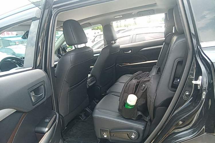 Used Toyota Highlander 2021 2.0T Four-Wheel Drive Luxury Edition 7 Seats Left Rear Seat