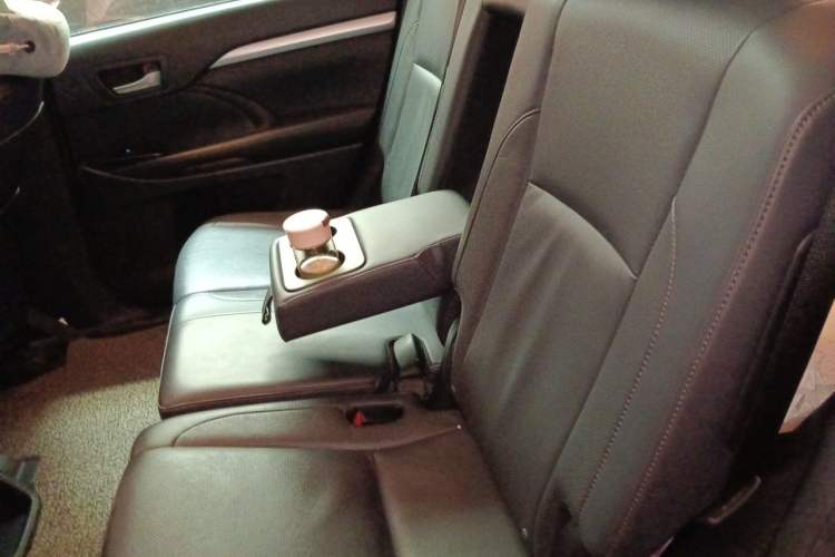 Used Toyota Highlander 2021 2.0T Four-Wheel Drive Luxury Edition 7 Seats Left Rear Seat