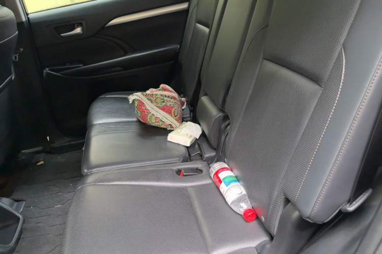 Used Toyota Highlander 2021 2.0T Four-Wheel Drive Prestige Version 7 Seats Left Rear Seat