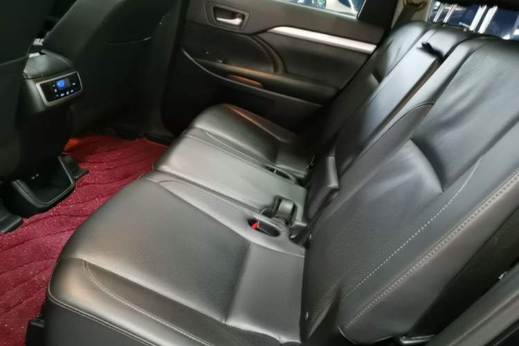 Used Toyota Highlander 2021 2.0T Four-Wheel Drive Luxury Edition 7 Seats Left Rear Seat