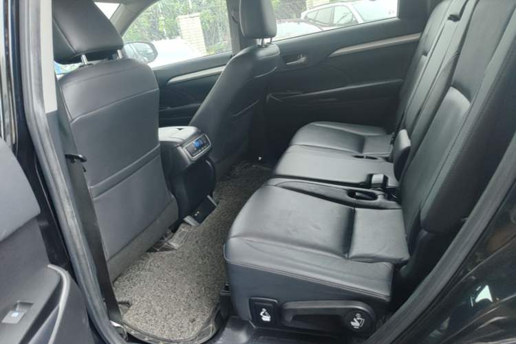 Used Toyota Highlander 2021 2.0T Four-Wheel Drive Knight Edition 7 Seats Left Rear Seat