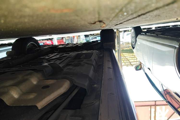 Used Toyota Highlander 2021 2.0T Two-Wheel Drive Elite Version 7-Seater Left Side Sill