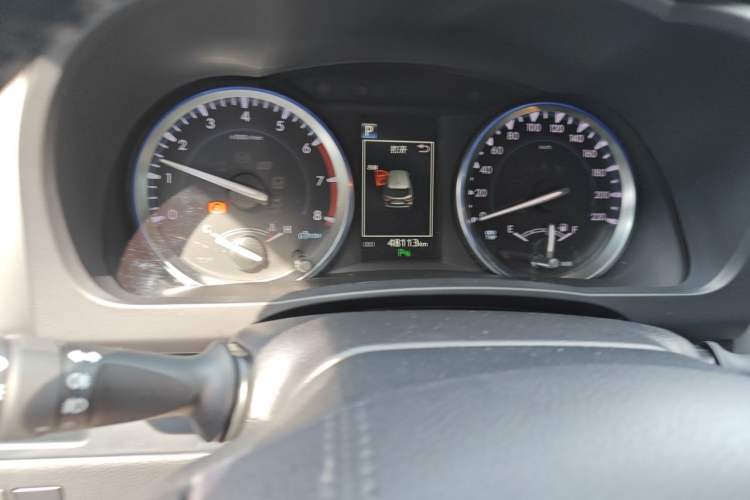 Used Toyota Highlander 2021 2.0T Four-Wheel Drive Luxury Edition 7 Seats Odometer Close Up