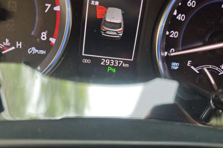 Used Toyota Highlander 2021 2.0T Four-Wheel Drive Prestige Version 7 Seats Odometer Close Up