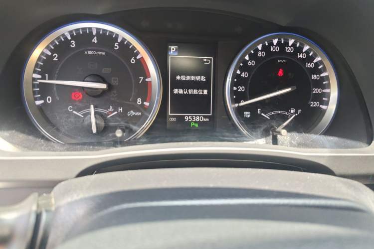 Used Toyota Highlander 2021 2.0T Four-Wheel Drive Prestige Version 7 Seats Odometer Close Up