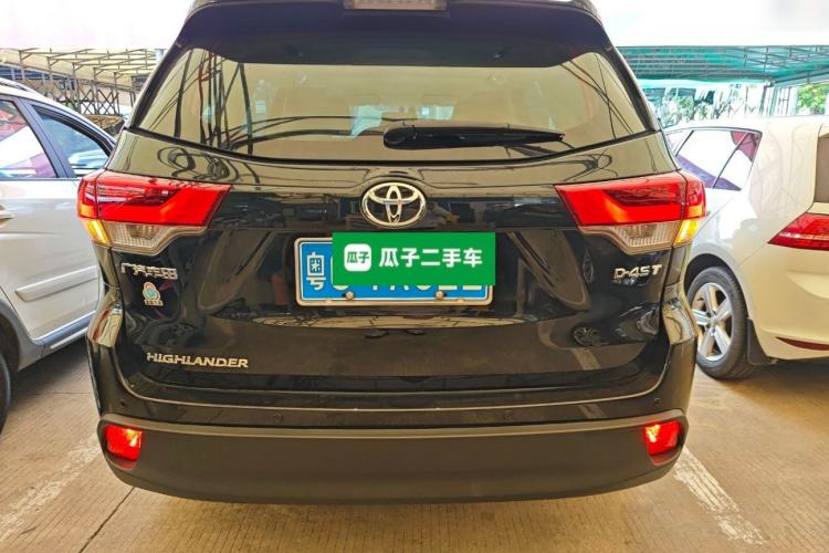 Used Toyota Highlander 2021 2.0T Two-Wheel Drive Elite Version 7-Seater Rear