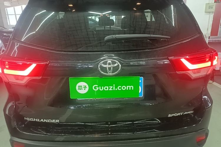 Used Toyota Highlander 2021 2.0T Four-Wheel Drive Luxury Edition 7 Seats Rear