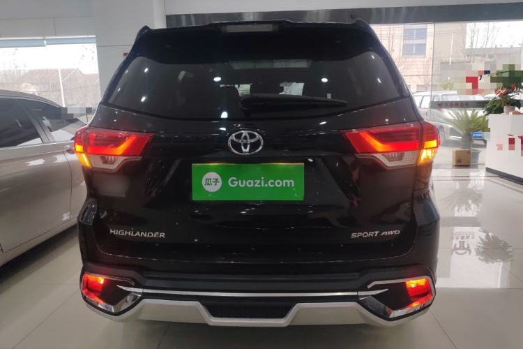 Used Toyota Highlander 2021 2.0T Four-Wheel Drive Prestige Version 7 Seats Rear