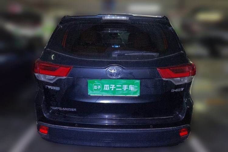 Used Toyota Highlander 2021 2.0T Two-Wheel Drive Elite Version 7-Seater Rear
