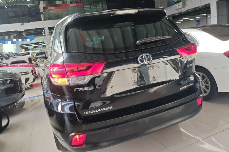 Used Toyota Highlander 2021 2.0T Four-Wheel Drive Luxury Edition 7 Seats Rear