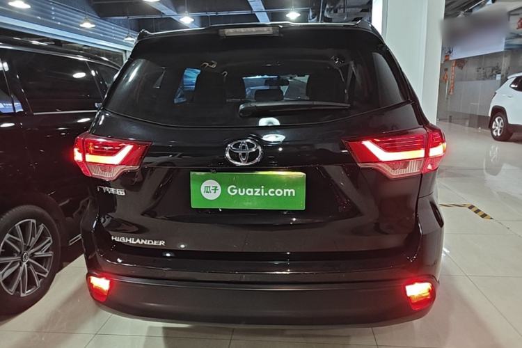 Used Toyota Highlander 2021 2.0T Four-Wheel Drive Elite Edition 7-Seater Rear