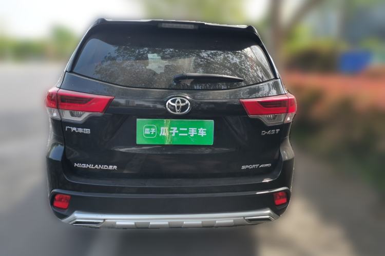 Used Toyota Highlander 2021 2.0T Two-Wheel Drive Luxury Edition 7 Seats Rear