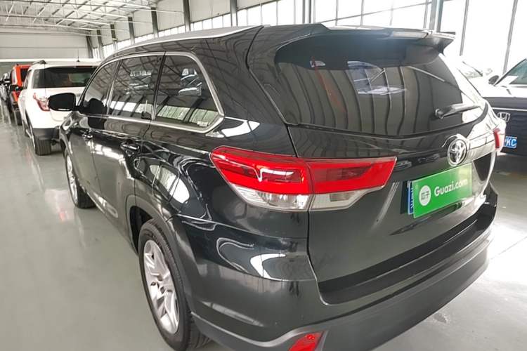 Used Toyota Highlander 2021 2.0T Four-Wheel Drive Luxury Edition 7 Seats Rear Left 45 Deg