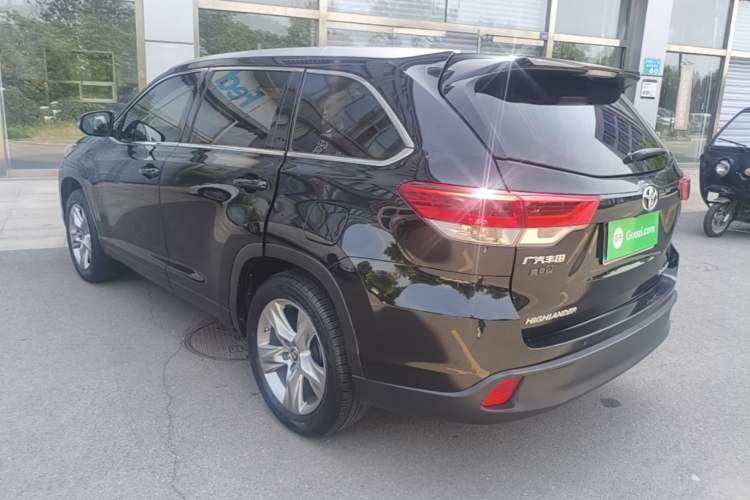 Used Toyota Highlander 2021 2.0T Four-Wheel Drive Luxury Edition 7 Seats Rear Left 45 Deg