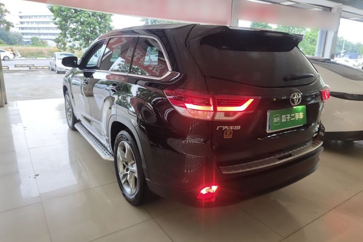 Used Toyota Highlander 2021 2.0T Two-Wheel Drive Luxury Edition 7 Seats Rear Left 45 Deg