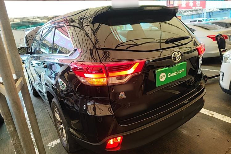 Used Toyota Highlander 2021 2.0T Two-Wheel Drive Elite Version 7-Seater Rear Left 45 Deg