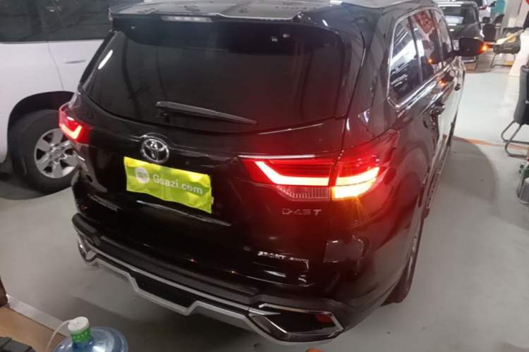 Used Toyota Highlander 2021 2.0T Four-Wheel Drive Prestige Version 7 Seats Rear Right 45 Deg