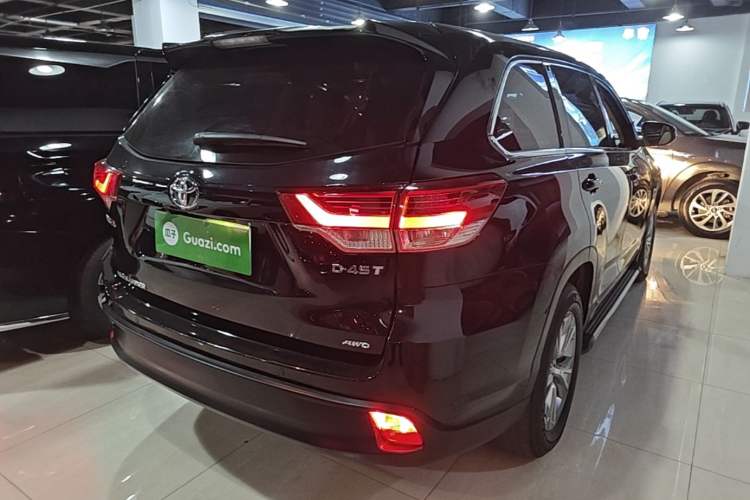 Used Toyota Highlander 2021 2.0T Four-Wheel Drive Elite Edition 7-Seater Rear Right 45 Deg