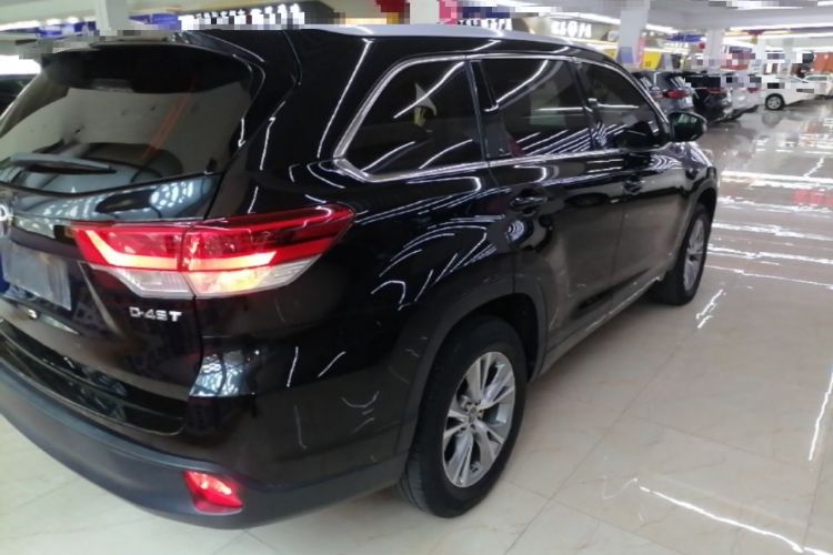 Used Toyota Highlander 2021 2.0T Two-Wheel Drive Elite Edition 5 Seats Rear Right 45 Deg