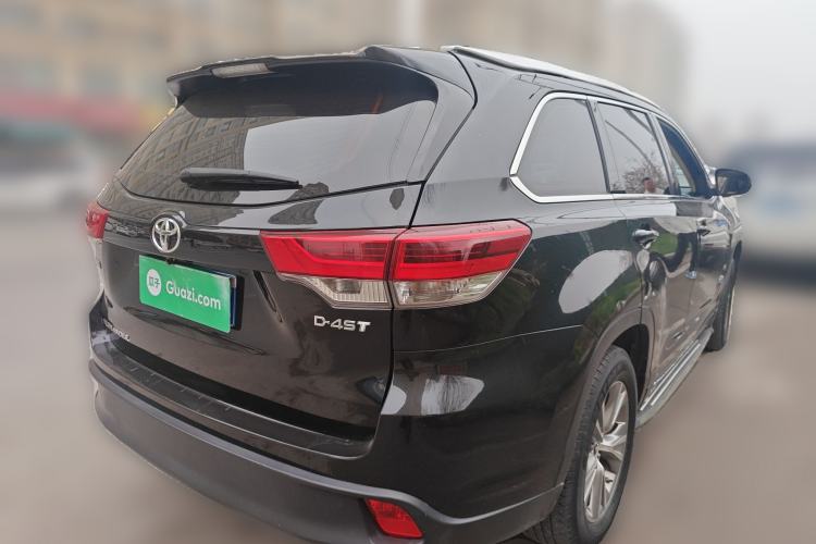 Used Toyota Highlander 2021 2.0T Two-Wheel Drive Elite Version 7-Seater Rear Right 45 Deg