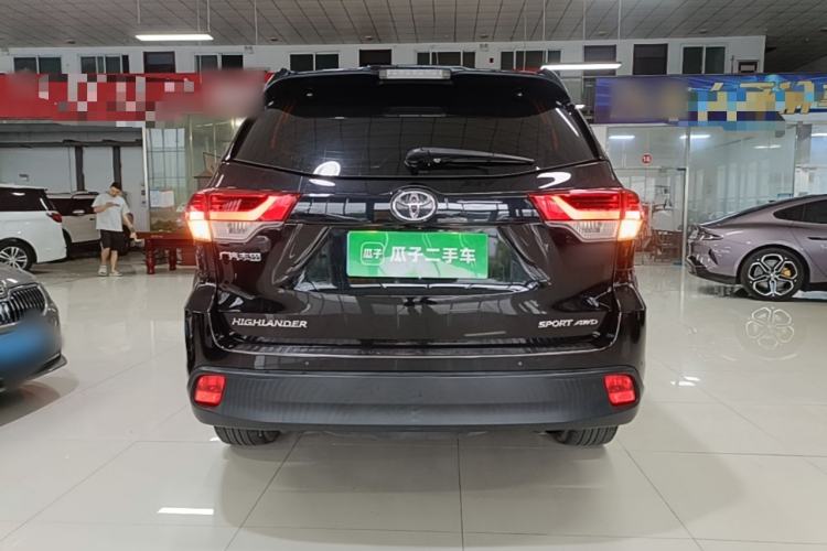 Used Toyota Highlander 2021 2.0T Four-Wheel Drive Prestige Version 7 Seats Rear