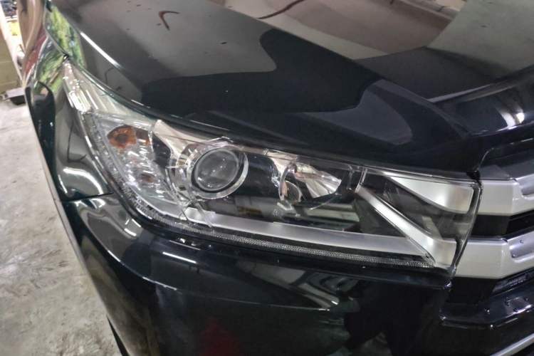 Used Toyota Highlander 2021 2.0T Four-Wheel Drive Elite Edition 7-Seater Right Front Headlight