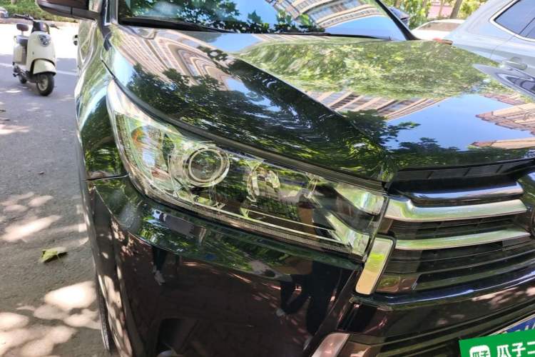Used Toyota Highlander 2021 2.0T Four-Wheel Drive Prestige Version 7 Seats Right Front Headlight
