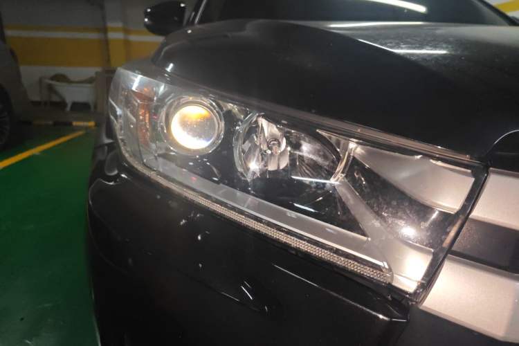 Used Toyota Highlander 2021 2.0T Two-Wheel Drive Elite Edition 5 Seats Right Front Headlight