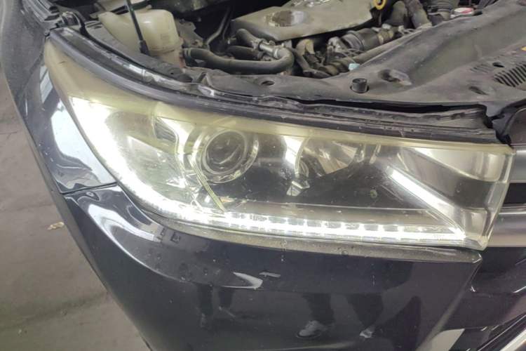 Used Toyota Highlander 2021 2.0T Four-Wheel Drive Luxury Edition 7 Seats Right Front Headlight