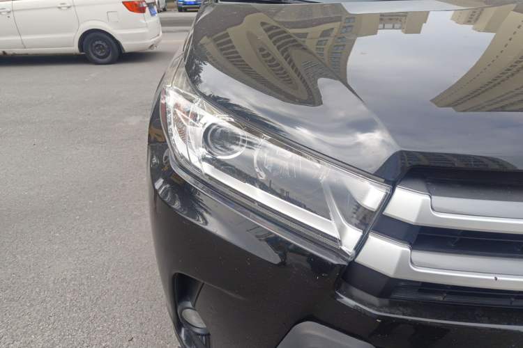 Used Toyota Highlander 2021 2.0T Four-Wheel Drive Luxury Edition 7 Seats Right Front Headlight
