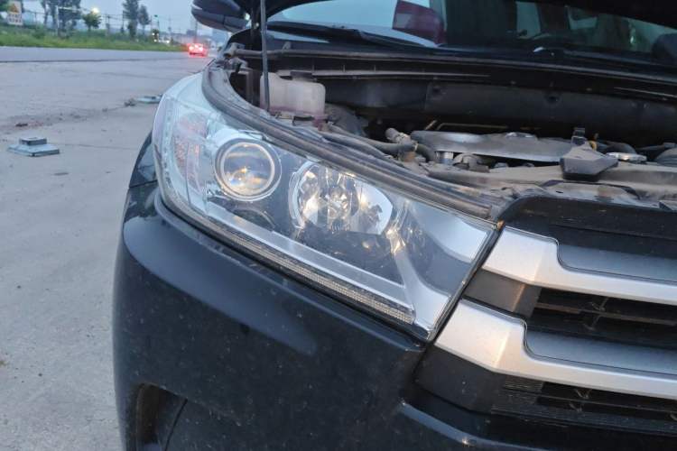 Used Toyota Highlander 2021 2.0T Four-Wheel Drive Luxury Edition 7 Seats Right Front Headlight