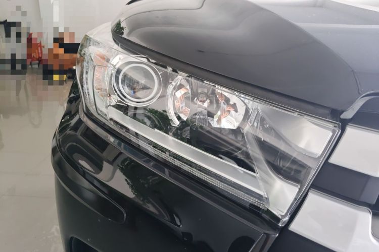 Used Toyota Highlander 2021 2.0T Four-Wheel Drive Prestige Version 7 Seats Right Front Headlight