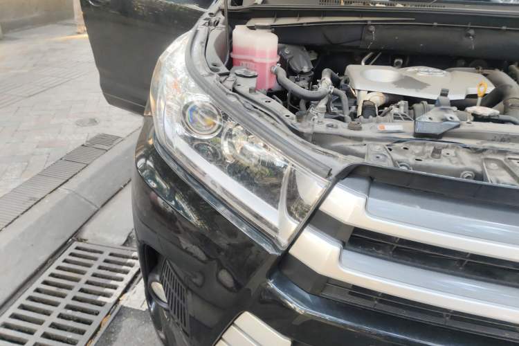 Used Toyota Highlander 2021 2.0T Four-Wheel Drive Luxury Edition 7 Seats Right Front Headlight