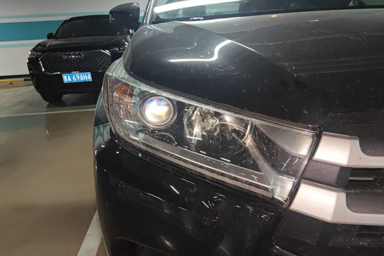 Used Toyota Highlander 2021 2.0T Four-Wheel Drive Luxury Edition 7 Seats Right Front Headlight