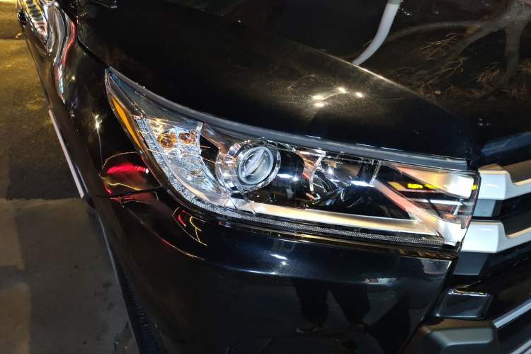 Used Toyota Highlander 2021 2.0T Four-Wheel Drive Luxury Edition 7 Seats Right Front Headlight