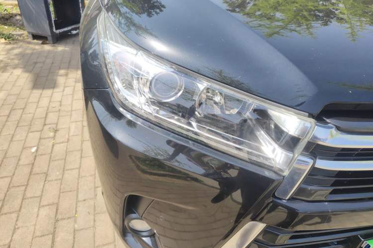 Used Toyota Highlander 2021 2.0T Four-Wheel Drive Prestige Version 7 Seats Right Front Headlight