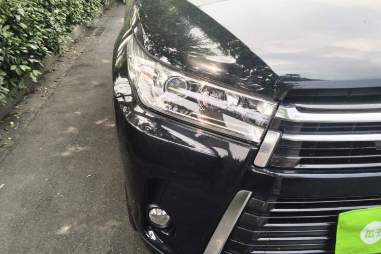 Used Toyota Highlander 2021 2.0T Four-Wheel Drive Prestige Version 7 Seats Right Front Headlight