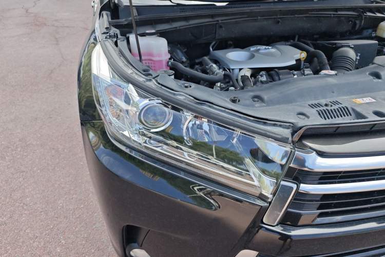 Used Toyota Highlander 2021 2.0T Four-Wheel Drive Prestige Version 7 Seats Right Front Headlight